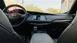 کادیلاک XT4